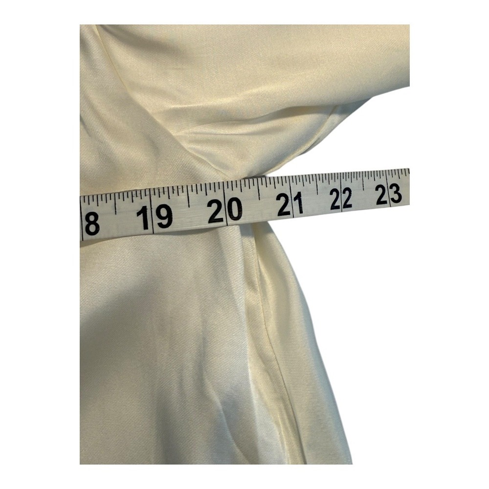 Madewell NWT Size 2 Winter White Long-Sleeve Bubble-Hem‎ Top in Satin - Picture 6 of 8